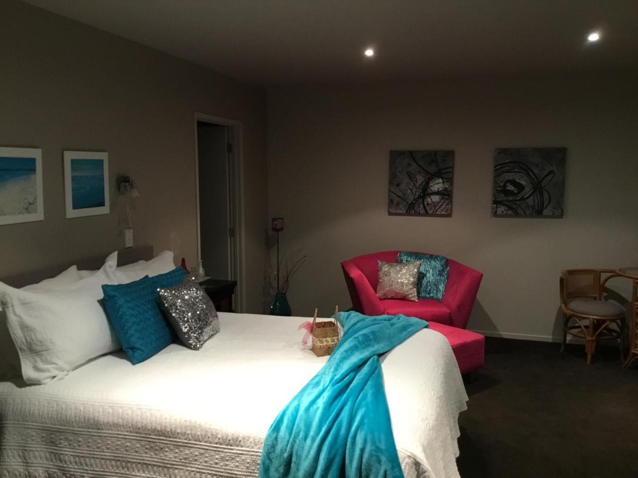 Stunning Views Bed, Breakfast & Health Retreat Bed and Breakfast Whangamata Exterior foto